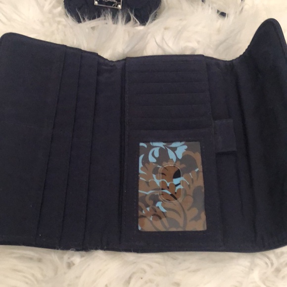 😊EUC Bundle of Vera Bradley Wallets - Picture 5 of 8